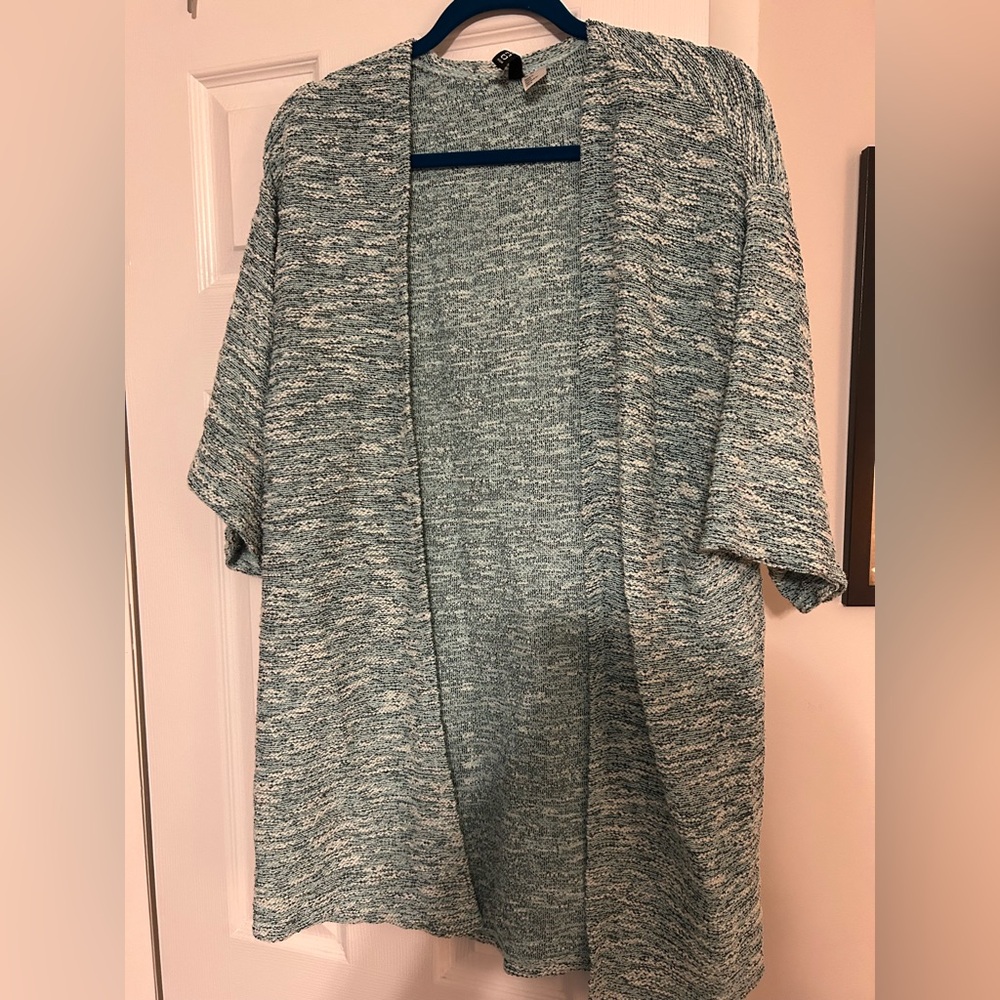 Divided Green and Black Shrug with Open Front and Three-Quarter Sleeves
